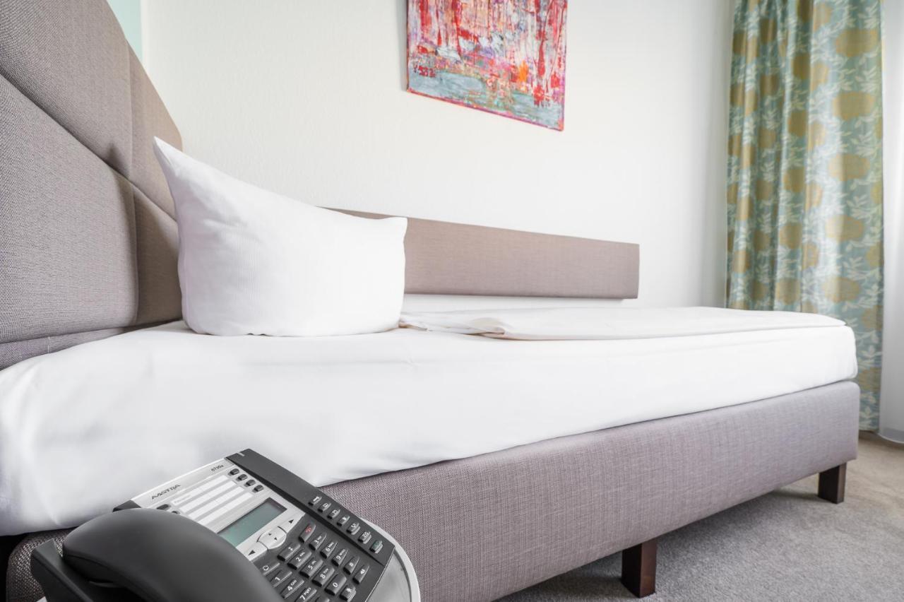 Hotel Kaspar Garni Siegburg Bagian luar foto