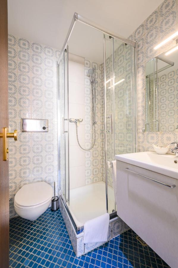 Hotel Kaspar Garni Siegburg Bagian luar foto