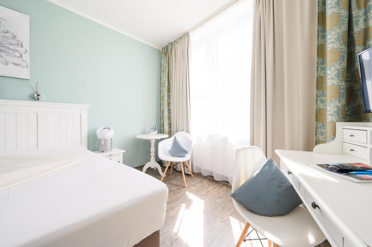 Hotel Kaspar Garni Siegburg Bagian luar foto