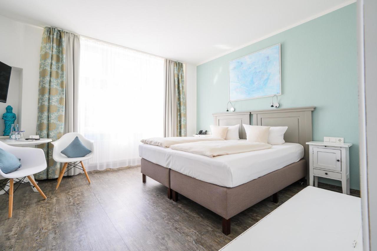 Hotel Kaspar Garni Siegburg Bagian luar foto